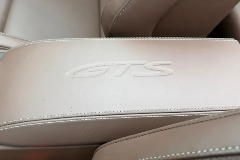 Porsche 911 din 2025 cu 5.750 km - oferta POR223214 - foto 39