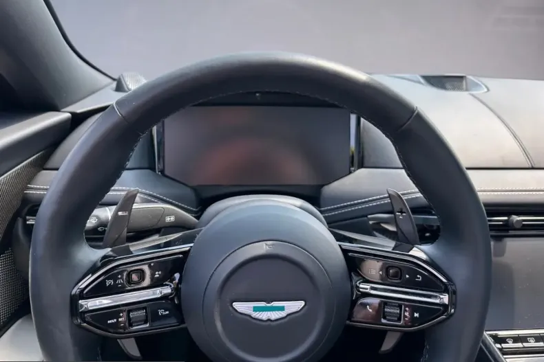 Aston Martin DB12 din 2025 cu 9.750 km - oferta AST223216 - foto 10
