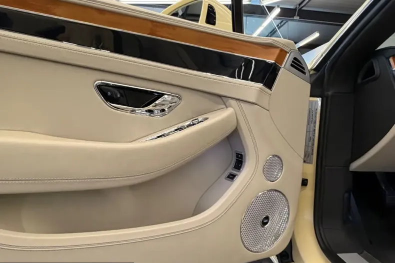 Bentley Continental GTC din 2024 cu 19.500 km - oferta BEN223217 - foto 10