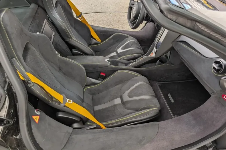 McLaren 750S din 2025 cu 9.999 km - oferta MCL223219 - foto 4