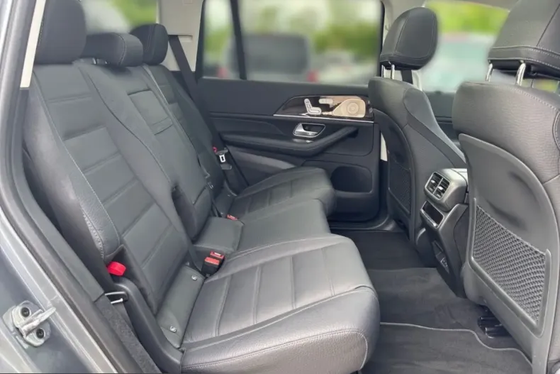 Mercedes-Benz GLS 350 (Clasa GLS) din 2025 cu 28.506 km - oferta MER223227 - foto 13