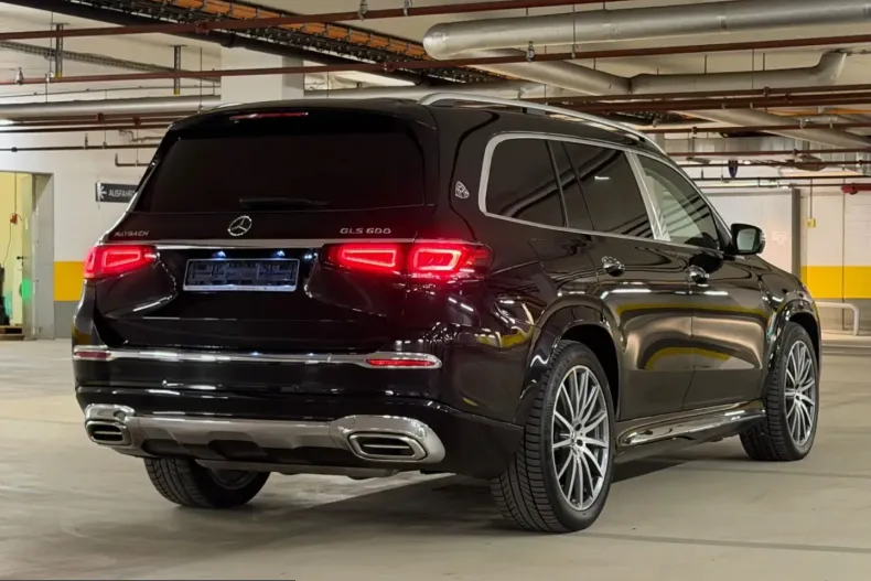 Mercedes-Benz GLS 600 (Clasa GLS) din 2024 cu 43.160 km - oferta MER223230 - foto 4