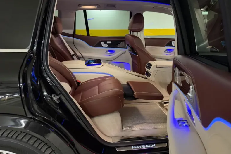 Mercedes-Benz GLS 600 (Clasa GLS) din 2024 cu 43.160 km - oferta MER223230 - foto 12