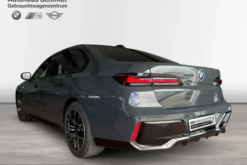 BMW 740 (Seria 7) din 2025 cu 27.788 km - oferta BMW223235 - foto 4