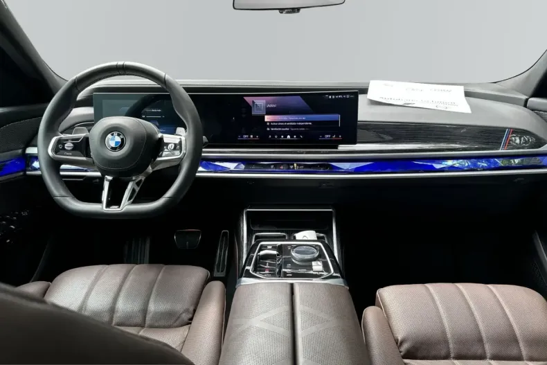 BMW 740 (Seria 7) din 2025 cu 27.788 km - oferta BMW223235 - foto 11