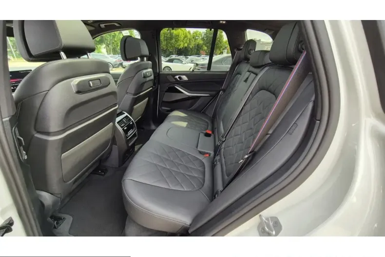 BMW X5 (Seria X) din 2025 cu 26.693 km - oferta BMW223245 - foto 17