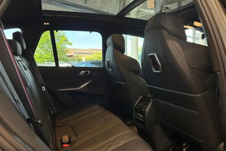 BMW X5 (Seria X) din 2025 cu 40.597 km - oferta BMW223255 - foto 27