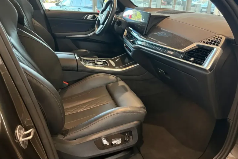 BMW X5 (Seria X) din 2025 cu 40.597 km - oferta BMW223255 - foto 28