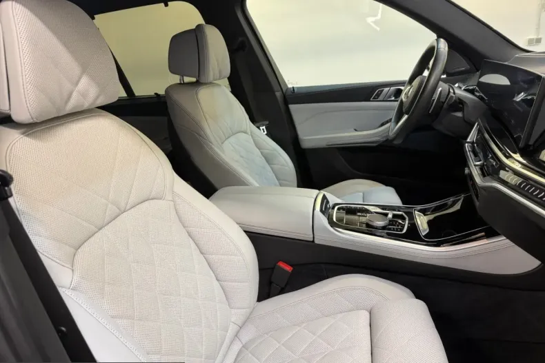 BMW X5 (Seria X) din 2024 cu 30.926 km - oferta BMW223256 - foto 11