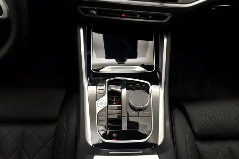 BMW X6 (Seria X) din 2025 cu 25.400 km - oferta BMW223266 - foto 17