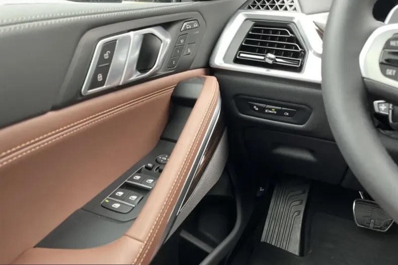 BMW X6 (Seria X) din 2025 cu 14.367 km - oferta BMW223267 - foto 16