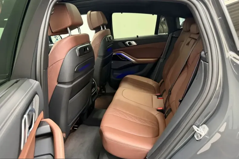 BMW X6 (Seria X) din 2024 cu 44.864 km - oferta BMW223271 - foto 19