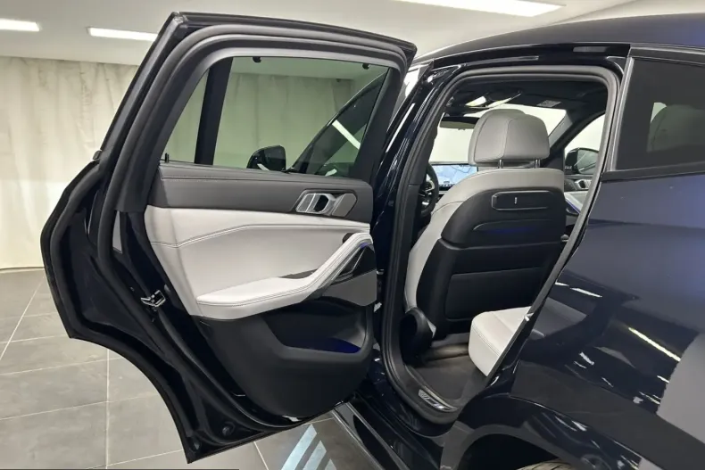 BMW X6 (Seria X) din 2025 cu 15.154 km - oferta BMW223272 - foto 16