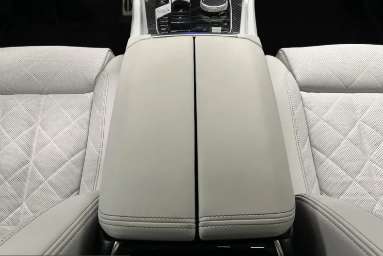 BMW X6 (Seria X) din 2025 cu 15.154 km - oferta BMW223272 - foto 23