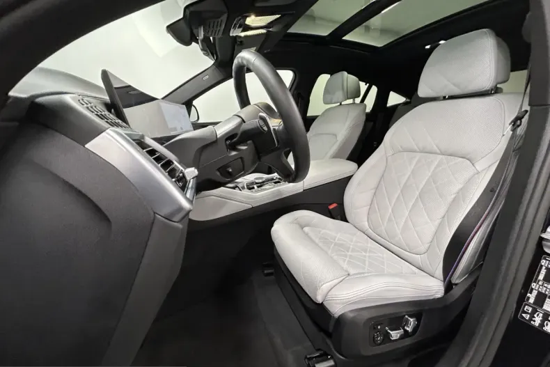 BMW X6 (Seria X) din 2025 cu 15.154 km - oferta BMW223272 - foto 37