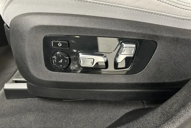 BMW X6 (Seria X) din 2025 cu 15.154 km - oferta BMW223272 - foto 38
