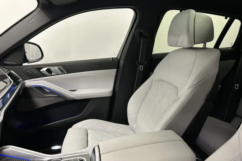 BMW X6 (Seria X) din 2025 cu 15.154 km - oferta BMW223272 - foto 44