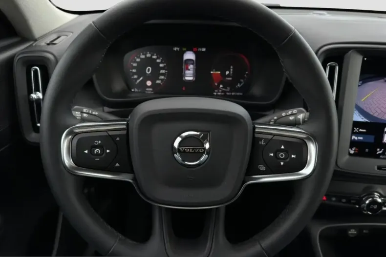 Volvo XC40 din 2022 cu 26.700 km - oferta VOL223278 - foto 7