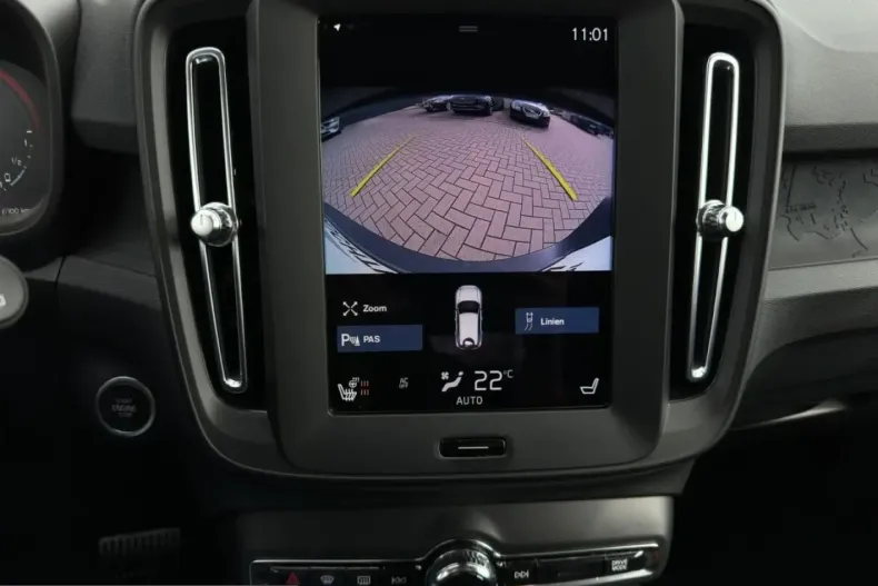 Volvo XC40 din 2022 cu 26.700 km - oferta VOL223278 - foto 22