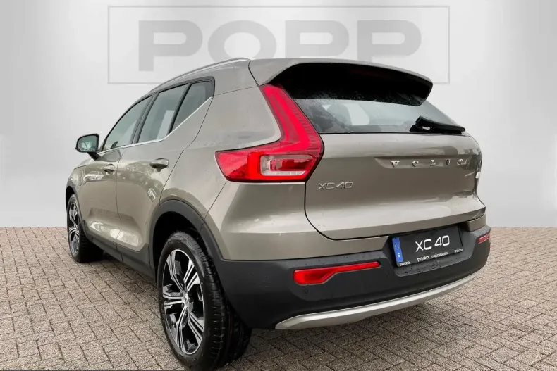 Volvo XC40 din 2021 cu 65.141 km - oferta VOL223281 - foto 22