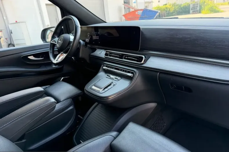 Mercedes-Benz V 300 (Clasa V) din 2024 cu 70.000 km - oferta MER223283 - foto 10