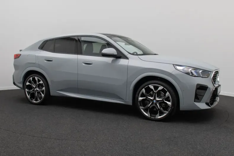 BMW X2 (Seria X) din 2025 cu 5.166 km - oferta BMW223285 - foto 3