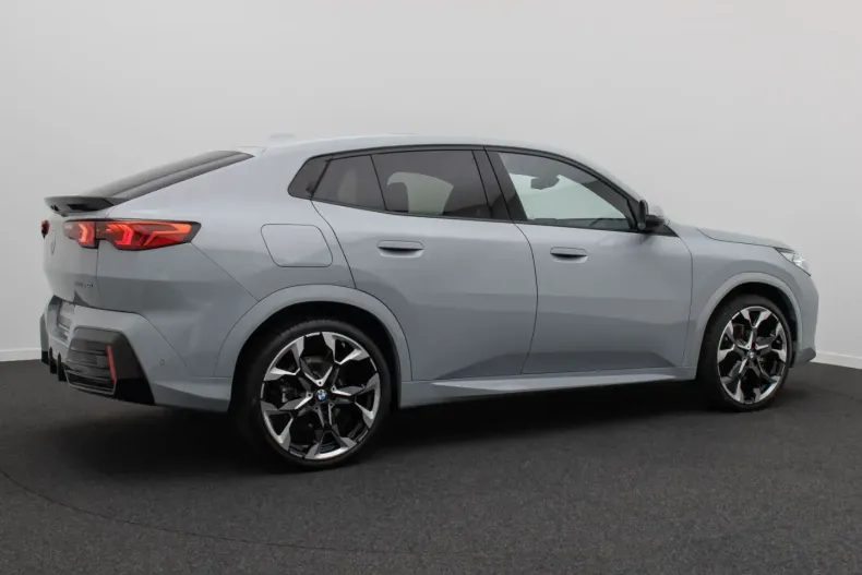 BMW X2 (Seria X) din 2025 cu 5.166 km - oferta BMW223285 - foto 5
