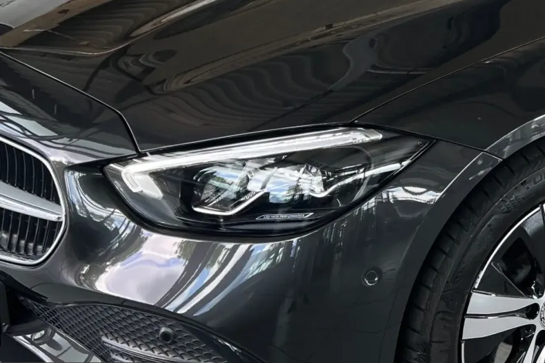 Mercedes-Benz C 200 (Clasa C) din 2025 cu 9.452 km - oferta MER223286 - foto 9
