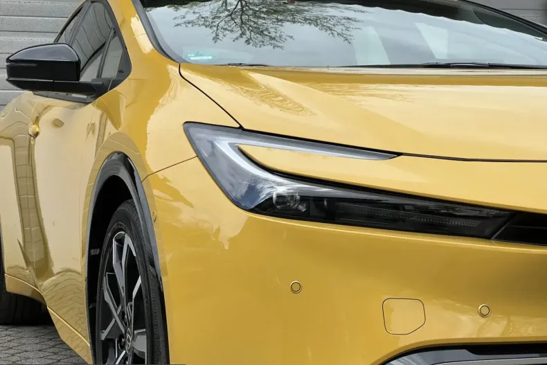 Toyota Prius din 2025 cu 6.500 km - oferta TOY223296 - foto 2