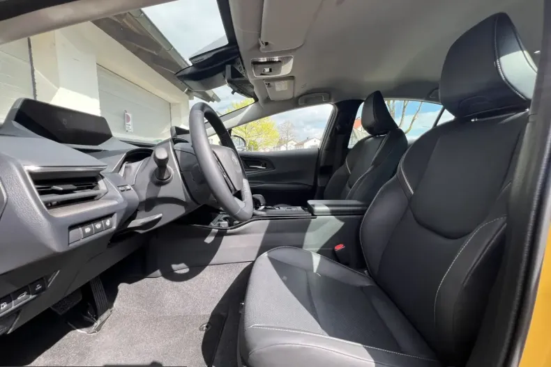 Toyota Prius din 2025 cu 6.500 km - oferta TOY223296 - foto 10