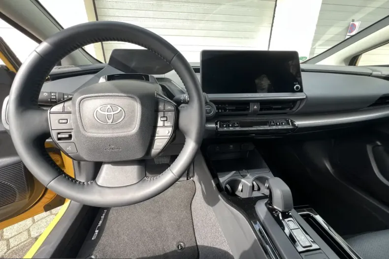 Toyota Prius din 2025 cu 6.500 km - oferta TOY223296 - foto 12
