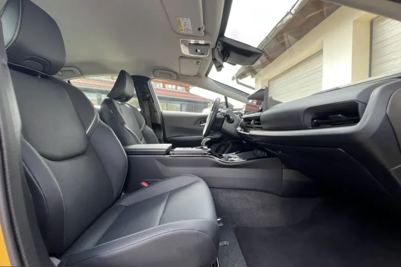 Toyota Prius din 2025 cu 6.500 km - oferta TOY223296 - foto 13