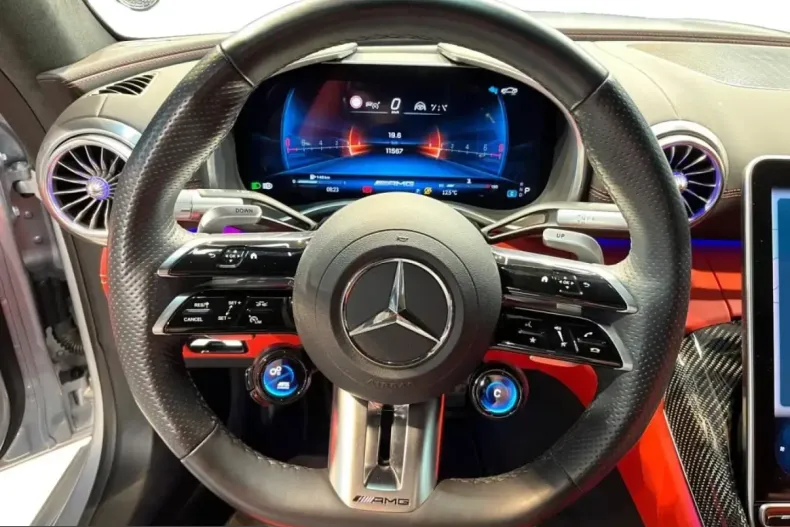 Mercedes-Benz SL 55 AMG (Clasa SL) din 2023 cu 11.577 km - oferta MER223299 - foto 4