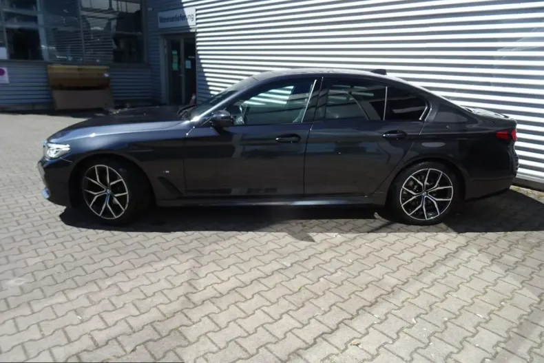 BMW 520 (Seria 5) din 2023 cu 68.230 km - oferta BMW223304 - foto 4