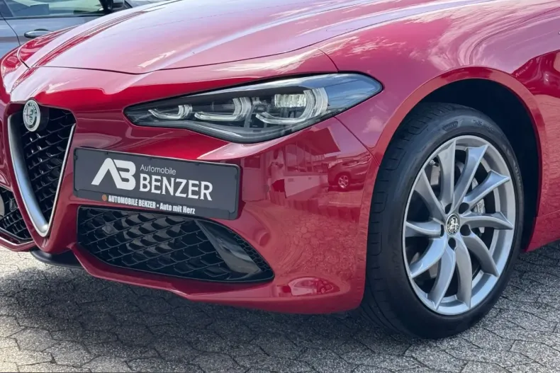 Alfa Romeo Giulia din 2023 cu 9.086 km - oferta ALF223307 - foto 9