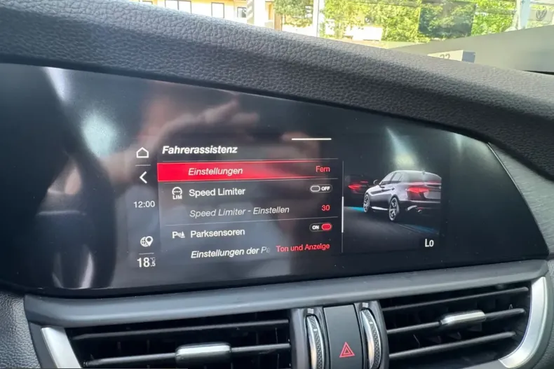 Alfa Romeo Giulia din 2023 cu 9.086 km - oferta ALF223307 - foto 30