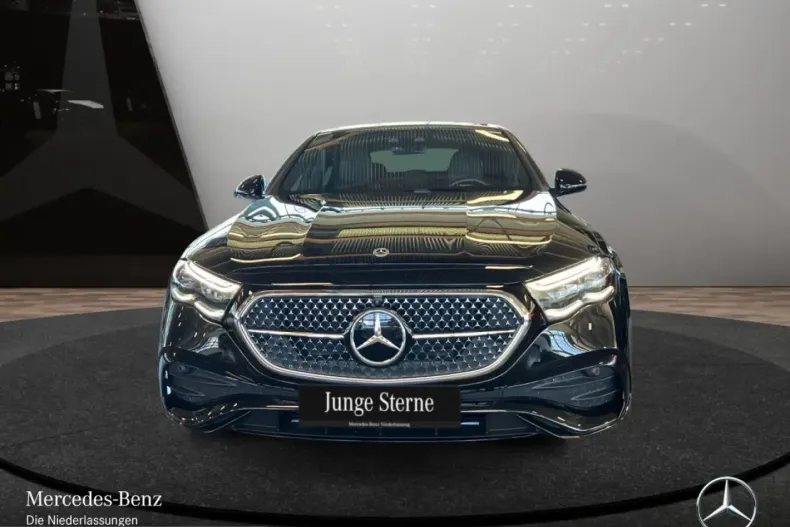 Mercedes-Benz E 220 (Clasa E) din 2025 cu 28.526 km - oferta MER223308 - foto 2
