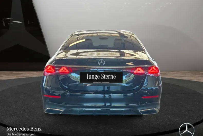 Mercedes-Benz E 220 (Clasa E) din 2025 cu 28.526 km - oferta MER223308 - foto 6
