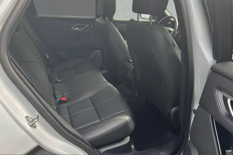 Land Rover Range Rover Velar din 2025 cu 10.300 km - oferta LAN223311 - foto 8