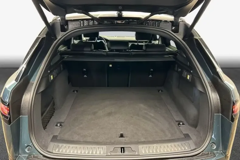Land Rover Range Rover Velar din 2025 cu 23.756 km - oferta LAN223318 - foto 5