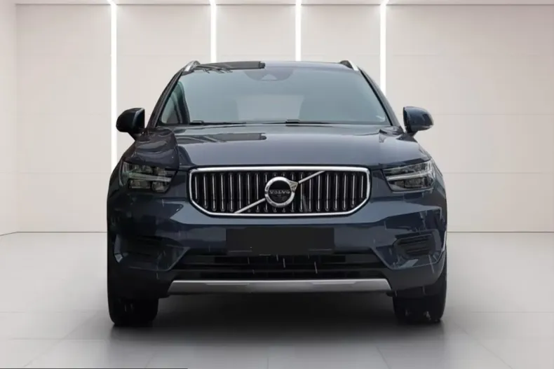 Volvo XC40 din 2022 cu 48.000 km - oferta VOL223319 - foto 3