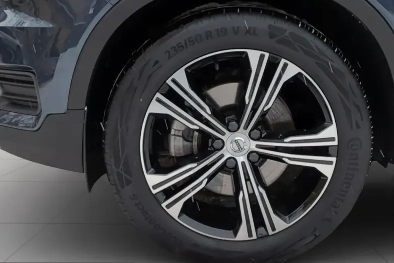 Volvo XC40 din 2022 cu 48.000 km - oferta VOL223319 - foto 7