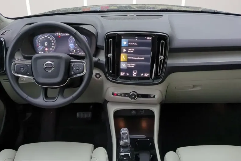 Volvo XC40 din 2022 cu 48.000 km - oferta VOL223319 - foto 11