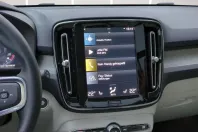 Volvo XC40 din 2022 cu 48.000 km - oferta VOL223319 - foto 13