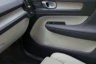 Volvo XC40 din 2022 cu 48.000 km - oferta VOL223319 - foto 19