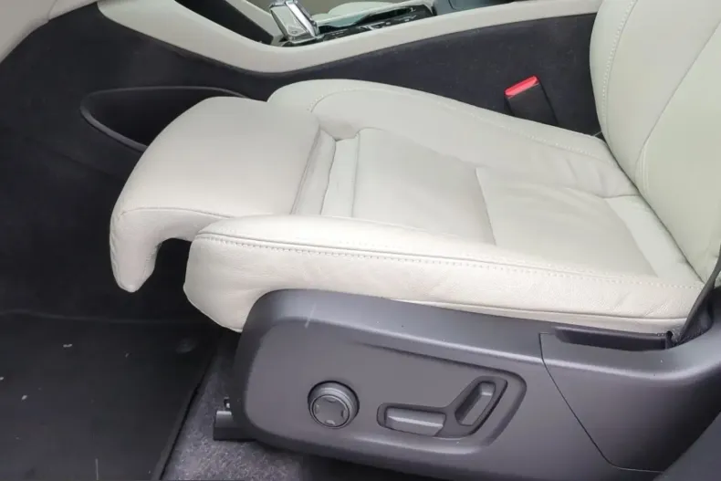 Volvo XC40 din 2022 cu 48.000 km - oferta VOL223319 - foto 29