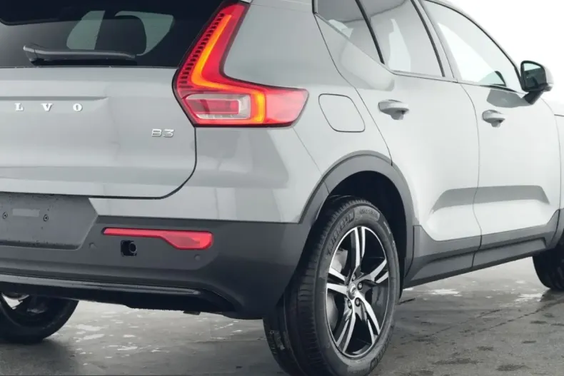 Volvo XC40 din 2025 cu 14.939 km - oferta VOL223320 - foto 6