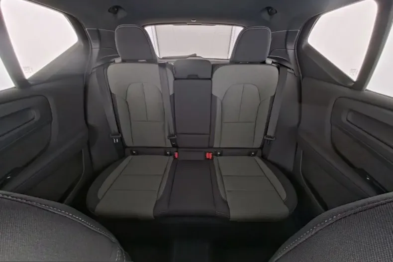 Volvo XC40 din 2025 cu 14.939 km - oferta VOL223320 - foto 10