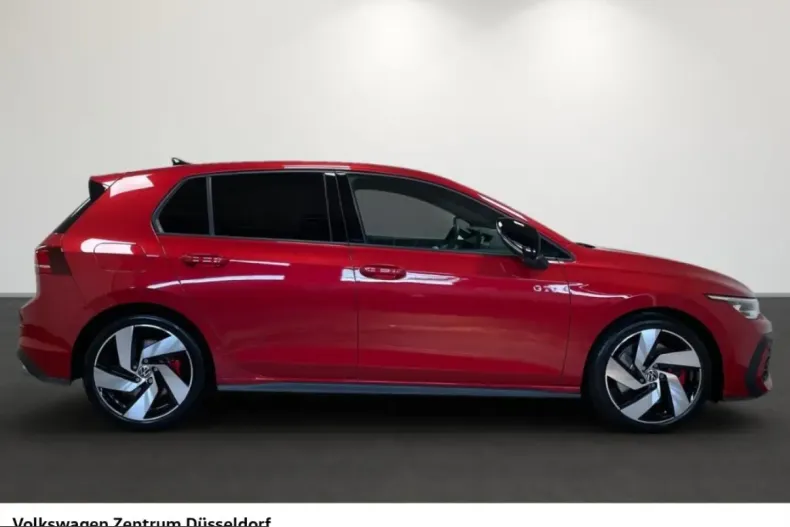 Volkswagen Golf din 2025 cu 8.223 km - oferta VOL223321 - foto 2