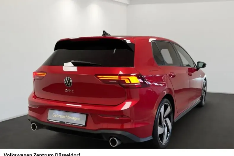 Volkswagen Golf din 2025 cu 8.223 km - oferta VOL223321 - foto 3